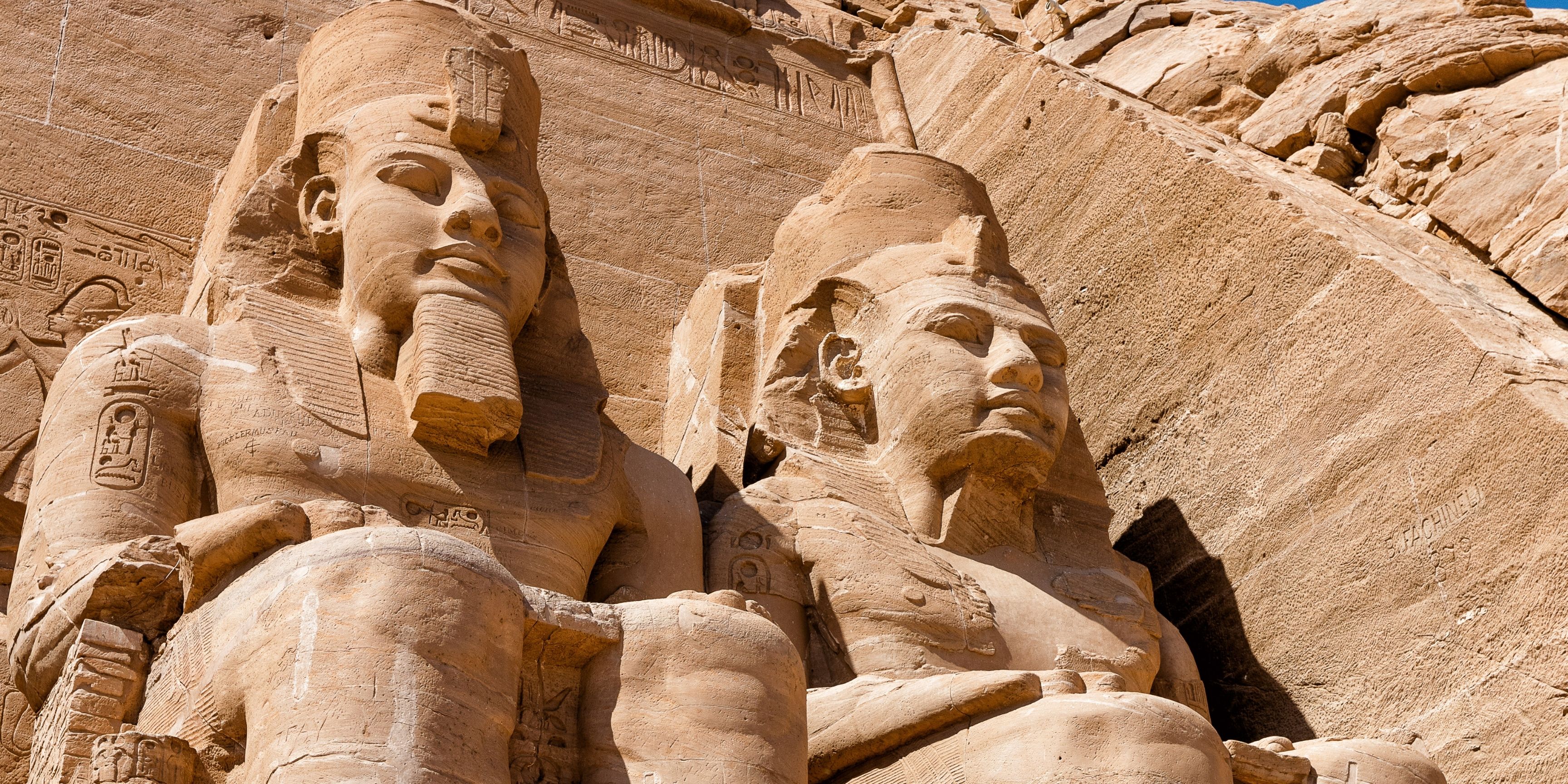 ABU_SIMBEL_FACHADA ABU_SIMBEL_FACHADA