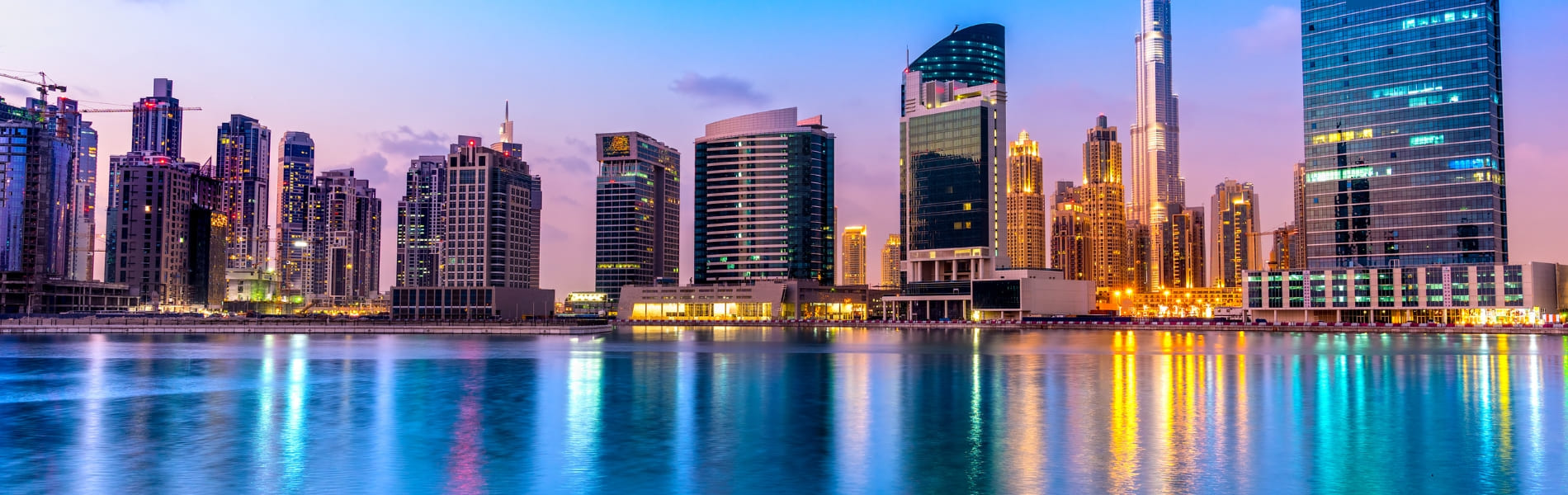 EMIRATOS-ARABES